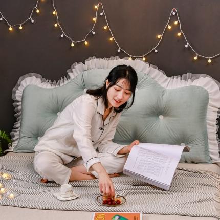 91家纺网 家纺一手货源 找家纺 一兰 2020新款ins网红水晶绒床头靠垫 花语豆绿