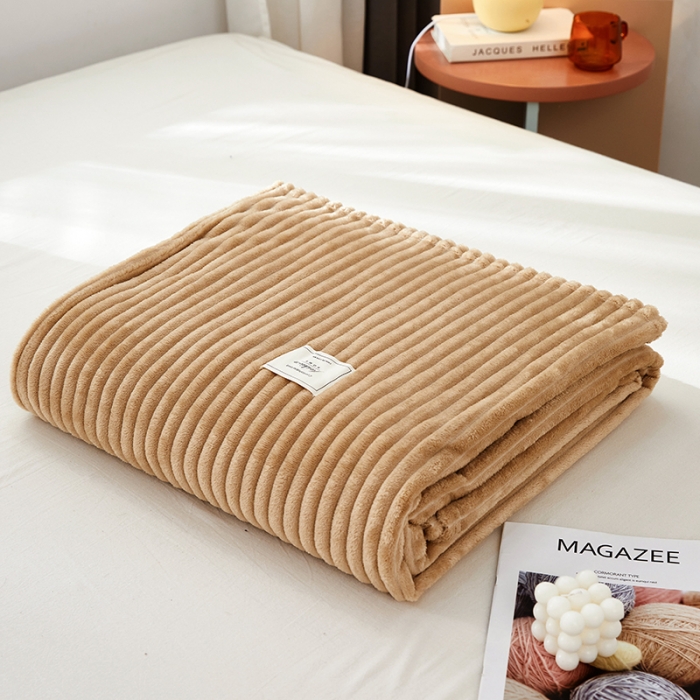 91家纺网 家纺一手货源 找家纺 羋多 2023新款魔法绒毛毯宝宝绒牛奶绒毯子 卡其驼