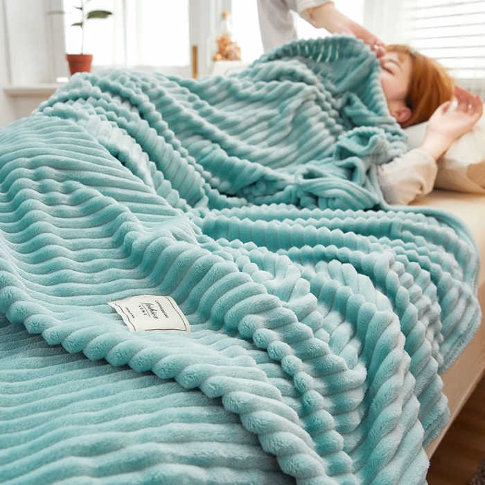 91家纺网 家纺一手货源 找家纺 羋多 2023新款魔法绒毛毯宝宝绒牛奶绒毯子 繁星绿