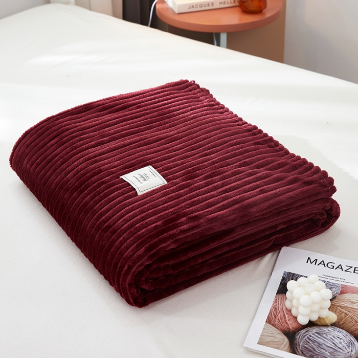 91家纺网 家纺一手货源 找家纺 羋多 2023新款魔法绒毛毯宝宝绒牛奶绒毯子 绽放红