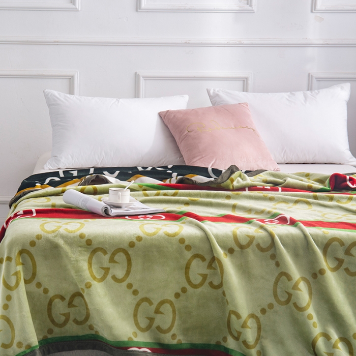 91家纺网 家纺一手货源 找家纺 卡奥轻奢复合毯子拉舍尔毛毯云毯法莱绒水晶绒毛毯维利多