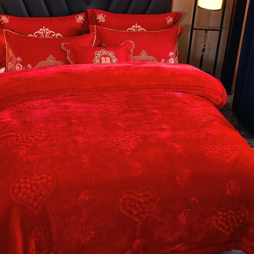 91家纺网 家纺一手货源 找家纺 新款婚庆绣花毯 612大红-小桃心/9斤