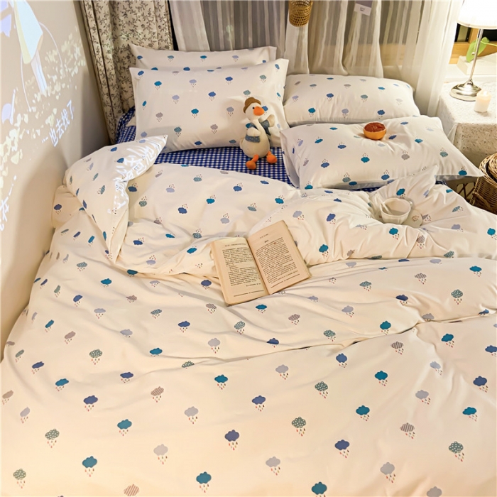 91家纺网 家纺一手货源 找家纺 感遇家纺 2020新款全棉小清新卡通四件套新花色 彩云