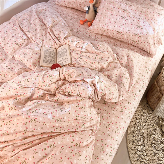 91家纺网 家纺一手货源 找家纺 感遇家纺 2020新款全棉小清新卡通四件套新花色 花间小兔