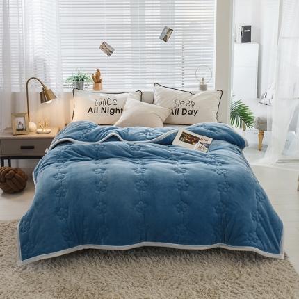 91家纺网 家纺一手货源 找家纺 纯色毛毯 盖毯 被套 被子 毯子 羊羔绒冬被 拉舍尔 秋冬被