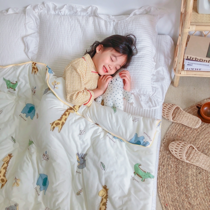 91家纺网 家纺一手货源 找家纺 星期八 2020新款婴儿裸睡级春秋冬被 动物园