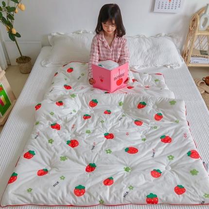 星期八 2020新款婴儿裸睡级春秋冬被 小草莓