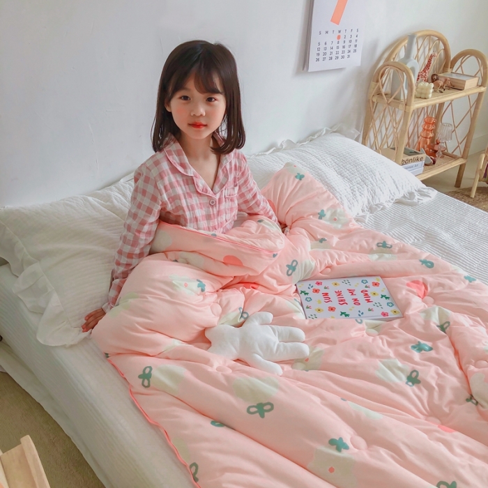91家纺网 家纺一手货源 找家纺 星期八 2020新款婴儿裸睡级春秋冬被 小粉花