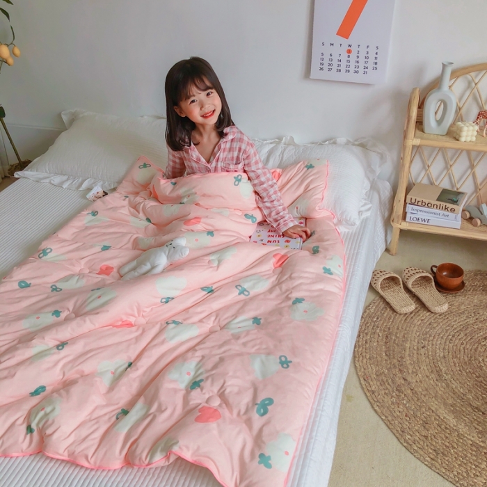 91家纺网 家纺一手货源 找家纺 星期八 2020新款婴儿裸睡级春秋冬被 小粉花