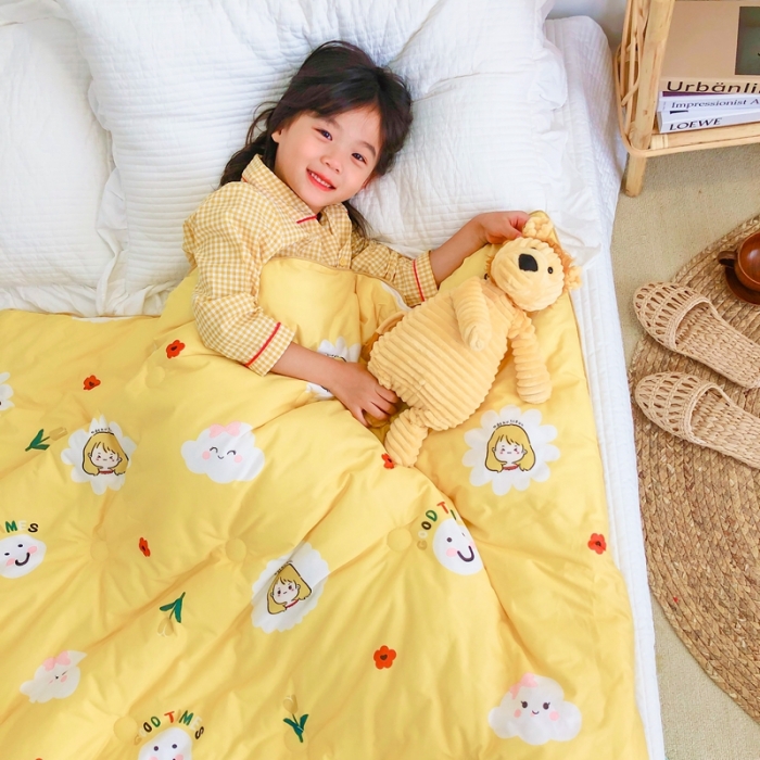 91家纺网 家纺一手货源 找家纺 星期八 2020新款婴儿裸睡级春秋冬被 笑脸女孩