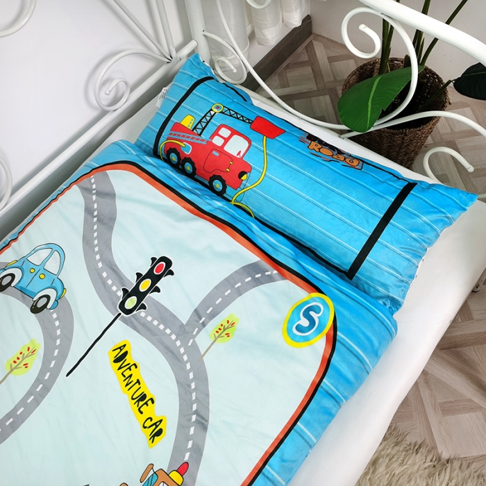 91家纺网 家纺一手货源 找家纺 沁童 2023新款儿童卡通睡袋 繁忙马路