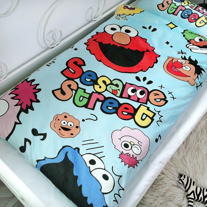 91家纺网 家纺一手货源 找家纺 沁童 2023新款儿童卡通睡袋 欢乐芝麻街