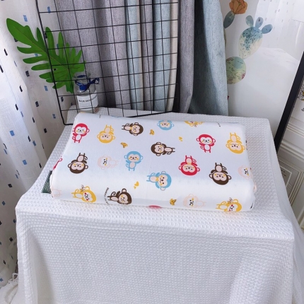 91家纺网 家纺一手货源 找家纺 泰国天然乳胶枕芯曲线按摩护颈椎颗粒橡胶记忆枕头（送内外套）