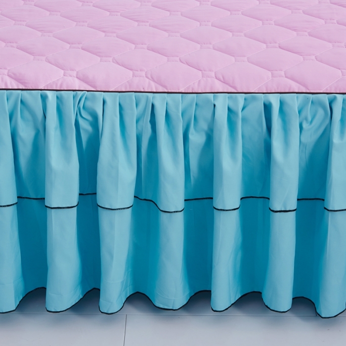 91家纺网 家纺一手货源 找家纺 艾裙海 2025新款床裙款半夹棉四件套 粉拼蓝