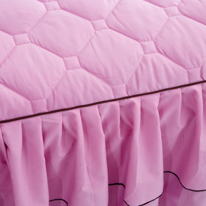 91家纺网 家纺一手货源 找家纺 艾裙海 2025新款床裙款半夹棉四件套 粉色