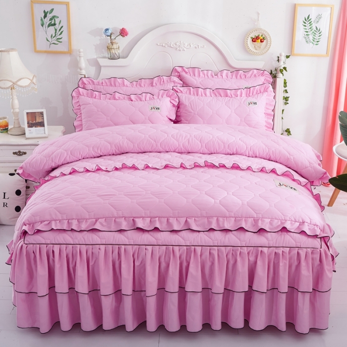 91家纺网 家纺一手货源 找家纺 艾裙海 2025新款床裙款半夹棉四件套 粉色