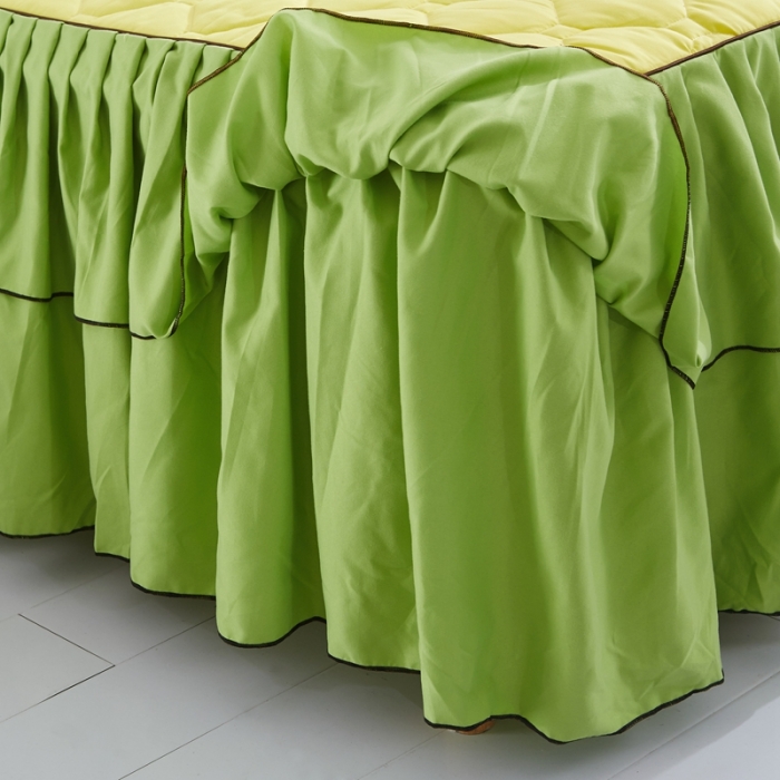 91家纺网 家纺一手货源 找家纺 艾裙海 2025新款床裙款半夹棉四件套 黄拼果绿