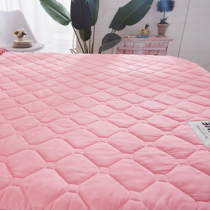 91家纺网 家纺一手货源 找家纺 艾裙海 2025新款床裙款半夹棉四件套 玉拼灰