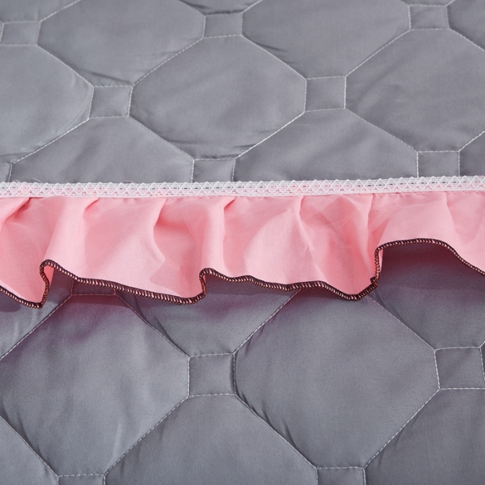 91家纺网 家纺一手货源 找家纺 艾裙海 2025新款床裙款半夹棉四件套 玉拼灰