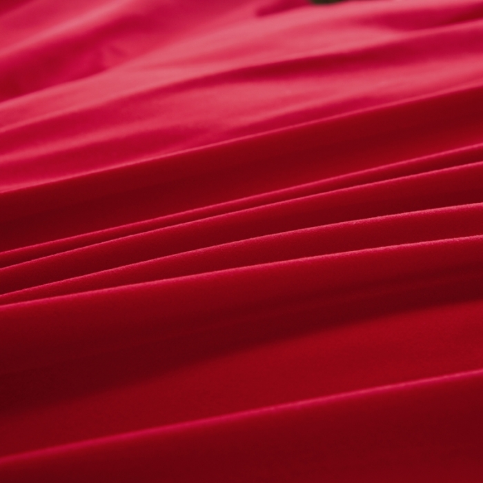 91家纺网 家纺一手货源 找家纺 艾裙海 2025新款纯色磨毛夹棉单床裙 大红