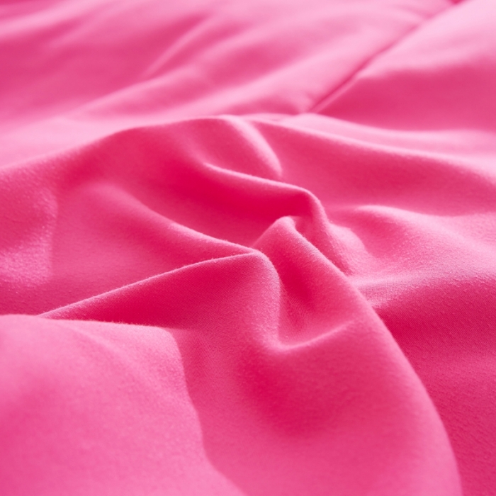 91家纺网 家纺一手货源 找家纺 艾裙海 2025新款纯色磨毛夹棉单床裙 粉拼玫