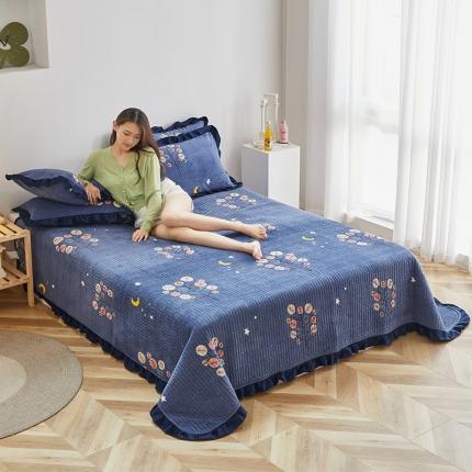 91家纺网 家纺一手货源 找家纺 温宁家纺 水晶绒水洗棉床盖 月光宝树