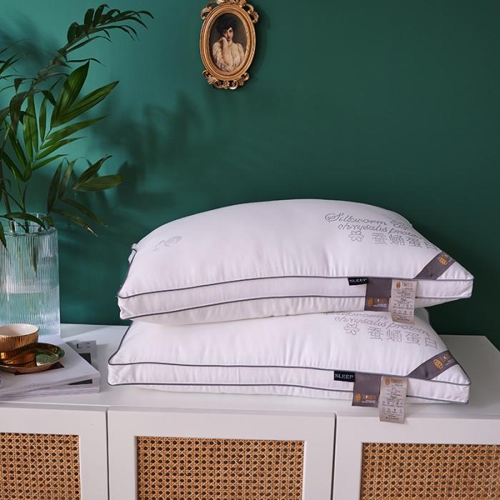 91家纺网 家纺一手货源 找家纺 （总）赛格时代家居  枕芯  蚕蛹蛋白亲肤羽丝绒枕