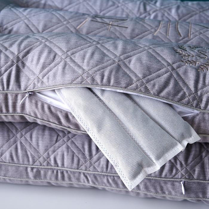 91家纺网 家纺一手货源 找家纺 赛格时代家居  枕芯 淳朴绣花定型舒适枕