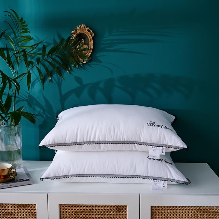 91家纺网 家纺一手货源 找家纺 （总）赛格时代家居   枕芯 简约绣花羽丝绒枕蕾丝边