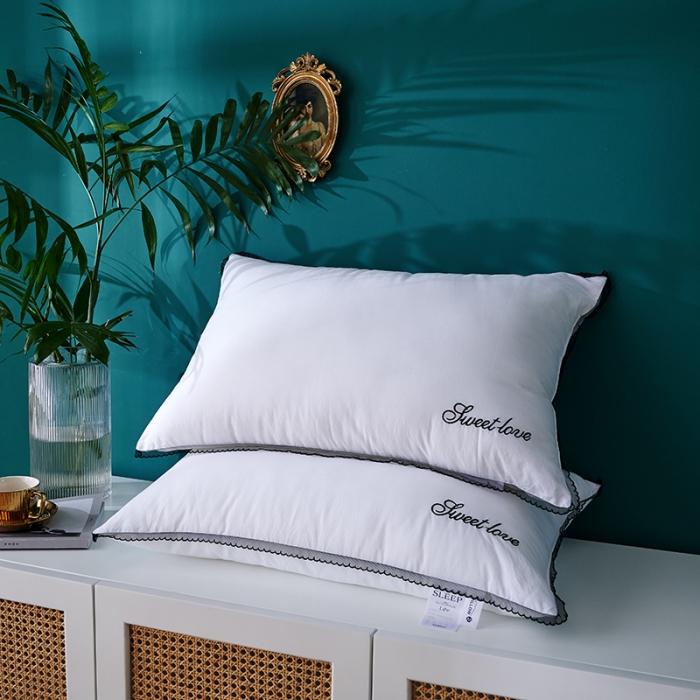 91家纺网 家纺一手货源 找家纺 （总）赛格时代家居   枕芯 简约绣花羽丝绒枕蕾丝边