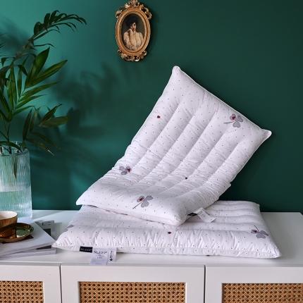 （总）赛格时代家居   枕芯 全棉羽丝绒定型枕 幸运草