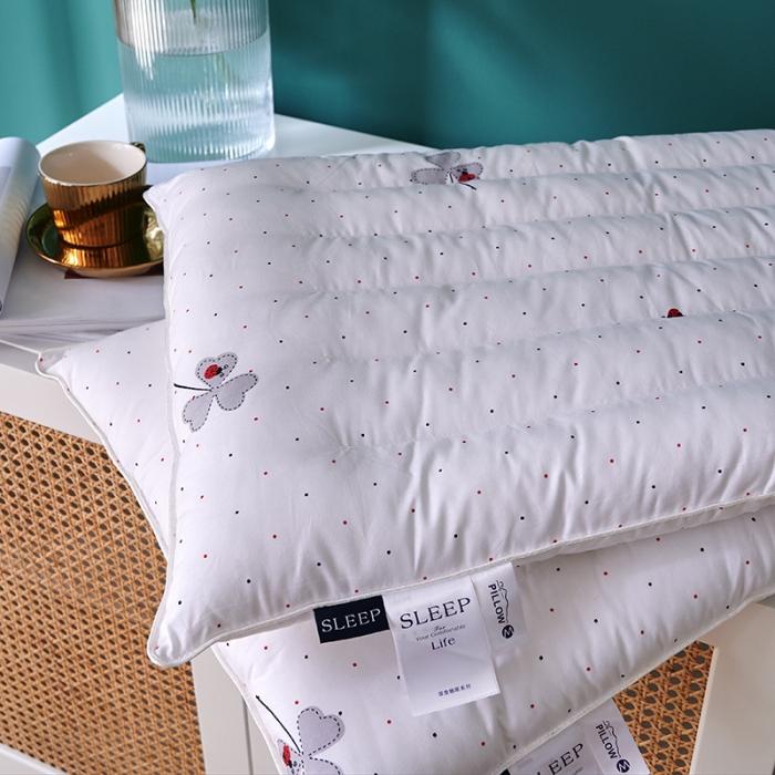 91家纺网 家纺一手货源 找家纺 （总）赛格时代家居   枕芯 全棉羽丝绒定型枕 幸运草