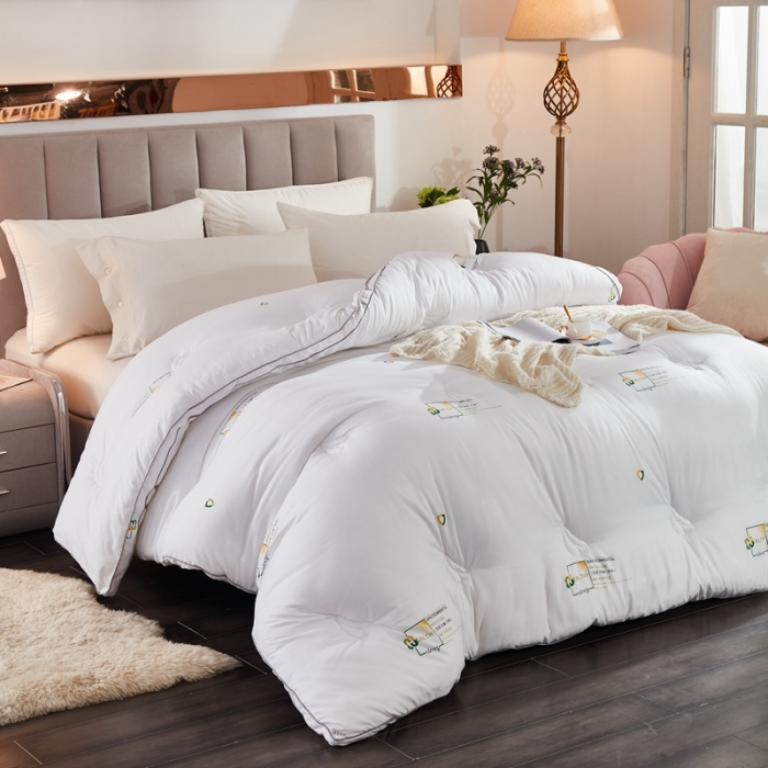 91家纺网 家纺一手货源 找家纺 （总）啊雅家居 2025新款抗菌大豆纤维羽丝绒被冬被