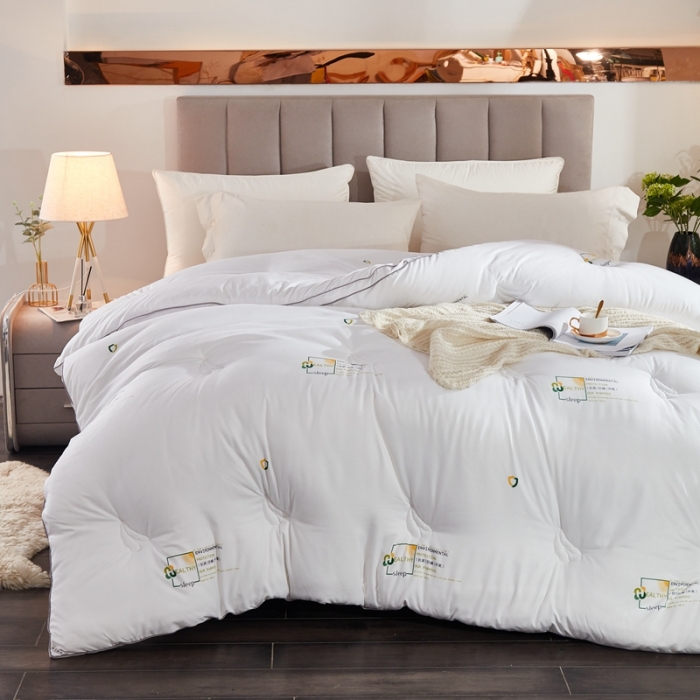 91家纺网 家纺一手货源 找家纺 （总）啊雅家居 2025新款抗菌大豆纤维羽丝绒被冬被