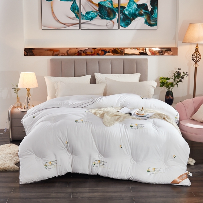 91家纺网 家纺一手货源 找家纺 （总）啊雅家居 2025新款抗菌大豆纤维羽丝绒被冬被