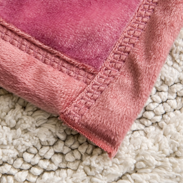 91家纺网 家纺一手货源 找家纺 茗婷家纺 2025新款双层定位童毯 企鹅豆沙