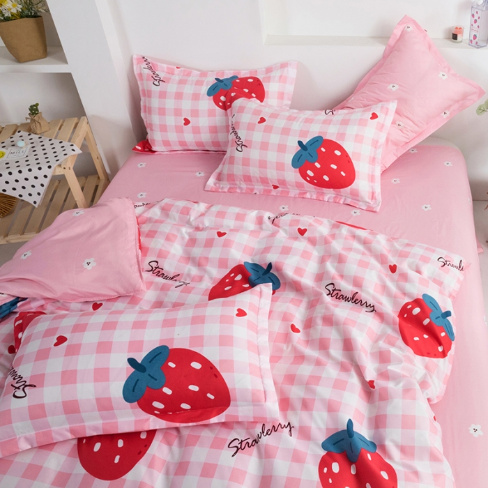 91家纺网 家纺一手货源 找家纺 米粒 2021新款芦荟棉套件 草莓格