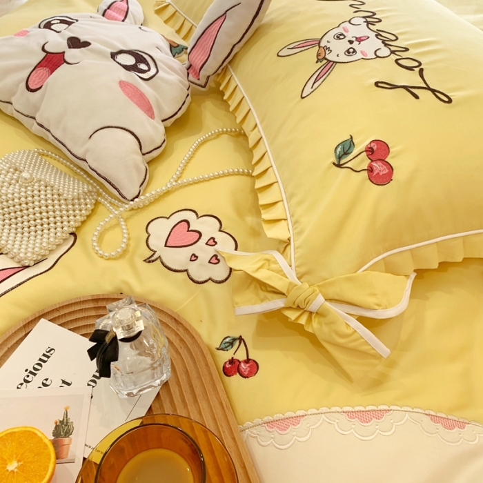 91家纺网 家纺一手货源 找家纺 馨蕊家居 2021新款60s双股埃及长绒棉四件套 玥宝兔黄