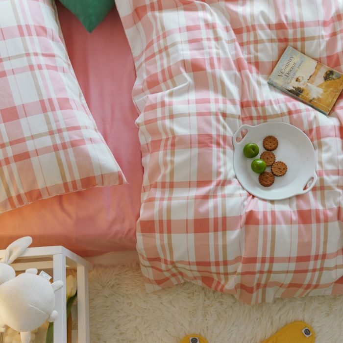 91家纺网 家纺一手货源 找家纺 梦家居 2020新款全棉复古格系列四件套 复古粉格