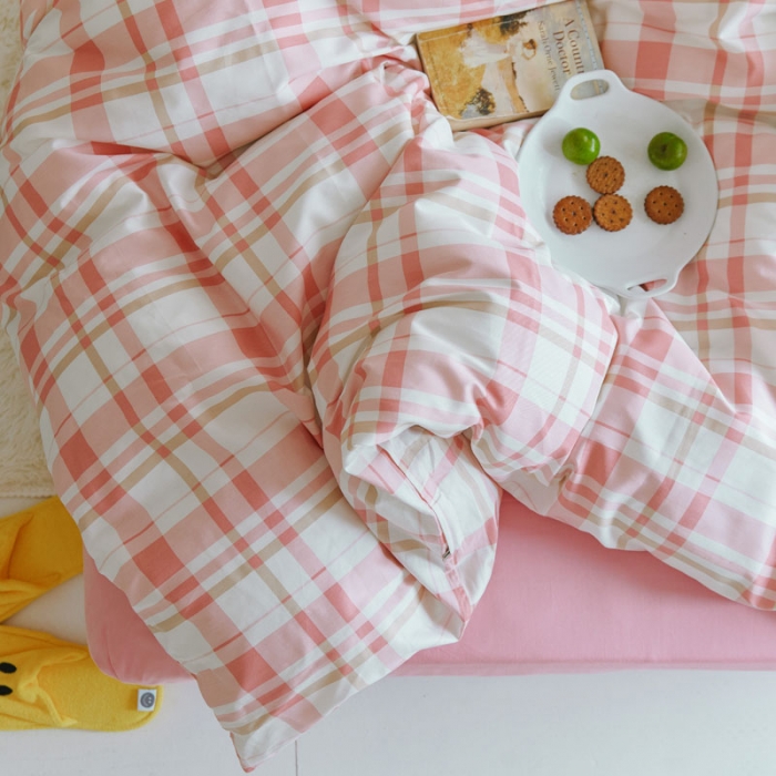 91家纺网 家纺一手货源 找家纺 梦家居 2020新款全棉复古格系列四件套 复古粉格