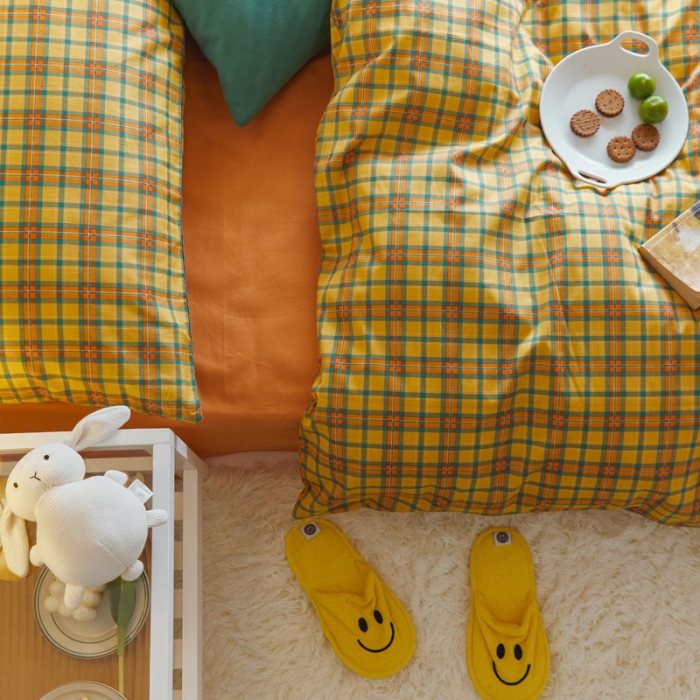 91家纺网 家纺一手货源 找家纺 梦家居 2020新款全棉复古格系列四件套 温柔小黄格