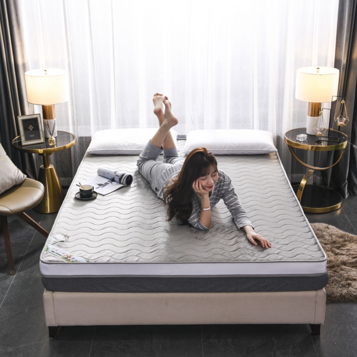91家纺网 家纺一手货源 找家纺 欣罗兰2022新款床垫 法莱绒波浪-灰