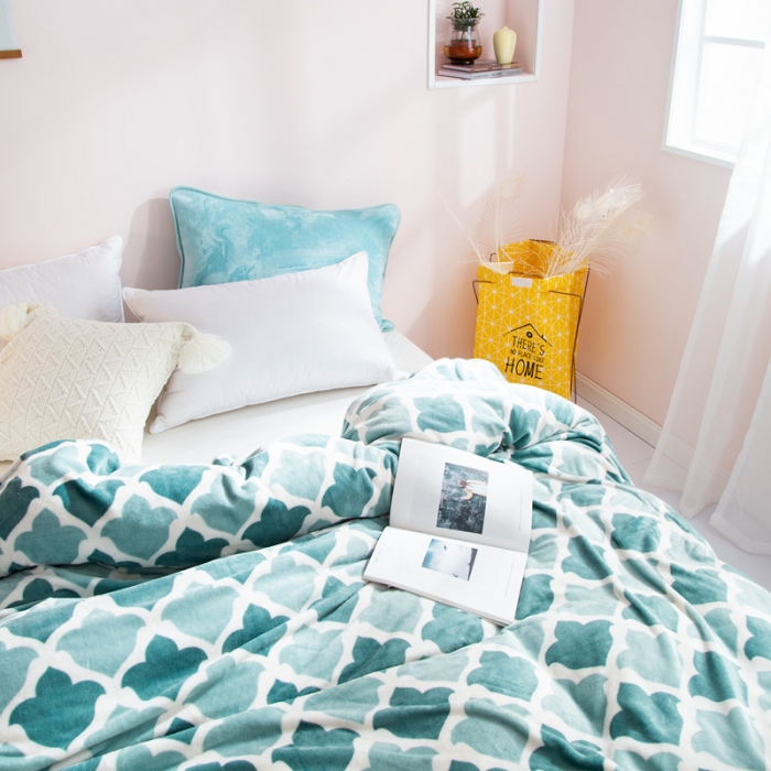 91家纺网 家纺一手货源 找家纺 （总）来菲 2025新款印花法兰绒法莱绒毛毯加厚多功能盖毯珊瑚绒毯子