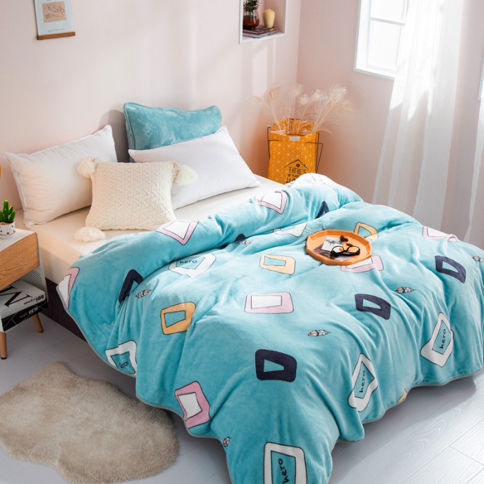 91家纺网 家纺一手货源 找家纺 来菲2025新款印花法兰绒法莱绒毛毯加厚多功能保暖盖毯子幻彩