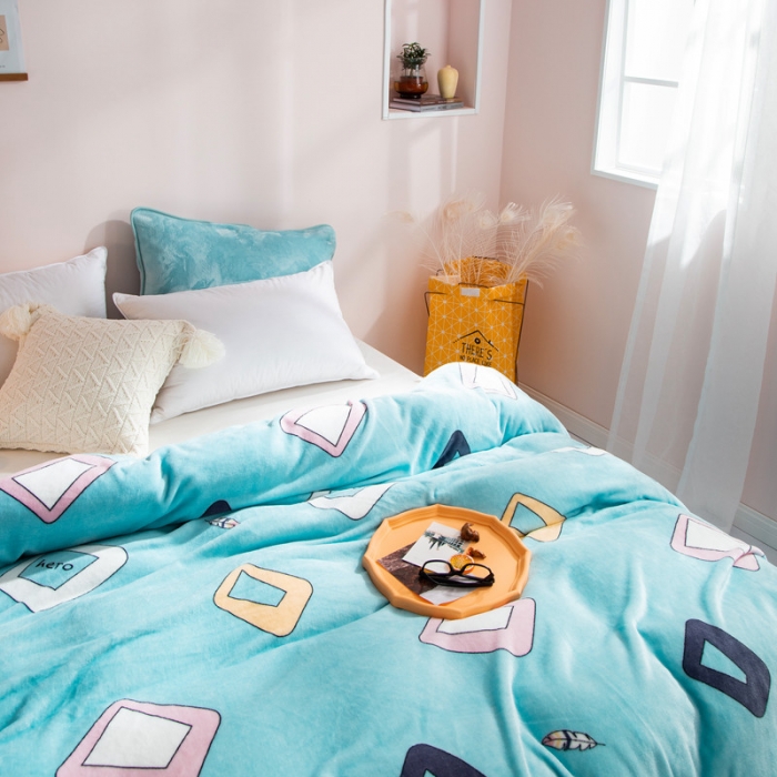 91家纺网 家纺一手货源 找家纺 来菲2025新款印花法兰绒法莱绒毛毯加厚多功能保暖盖毯子幻彩