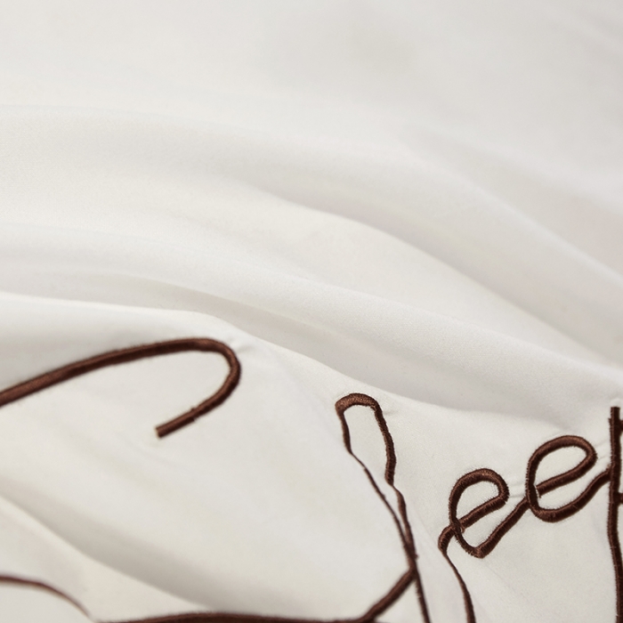 91家纺网 家纺一手货源 找家纺 曼谷 新款轻奢刺绣四件套菲洛斯系列 菲洛斯-白+灰