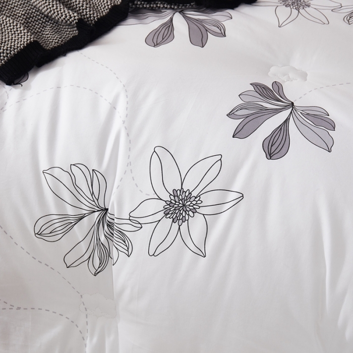 91家纺网 家纺一手货源 找家纺 （总）啊雅家居 2025新款全棉贡缎印花羽丝绒被