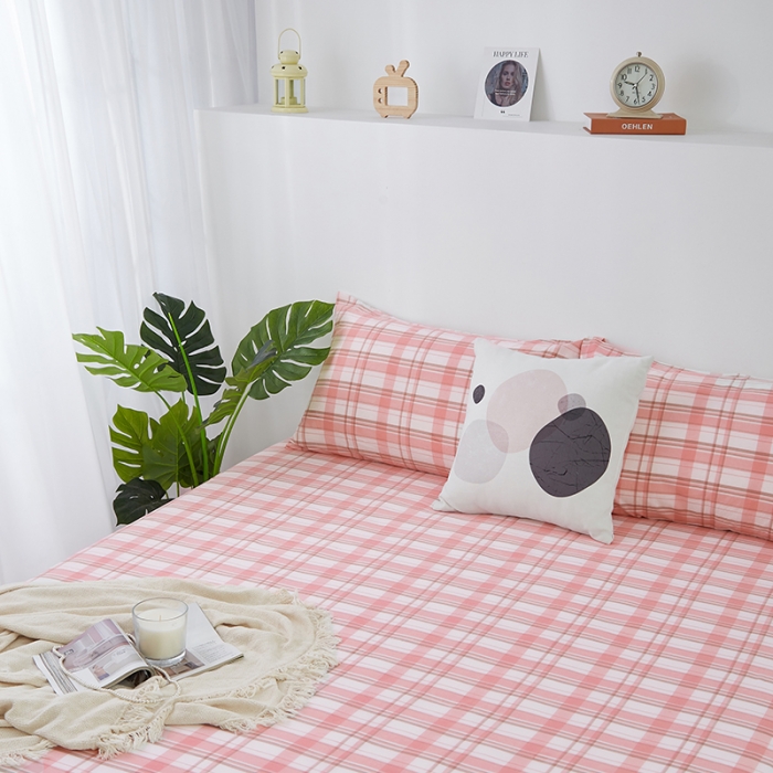 91家纺网 家纺一手货源 找家纺 久典家居 2020新款水洗棉单品床笠 草莓格