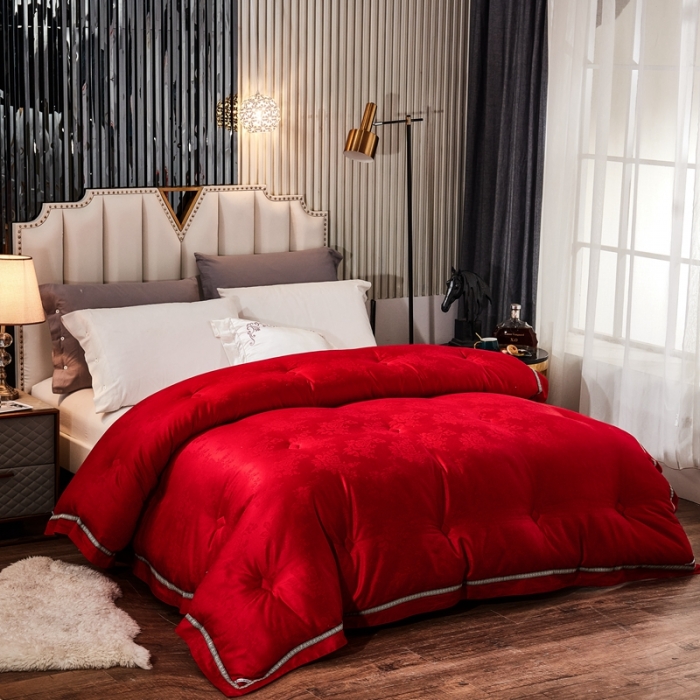 91家纺网 家纺一手货源 找家纺 （总）啊雅家居 2025新款60S全棉贡缎提花大豆羽丝绒被