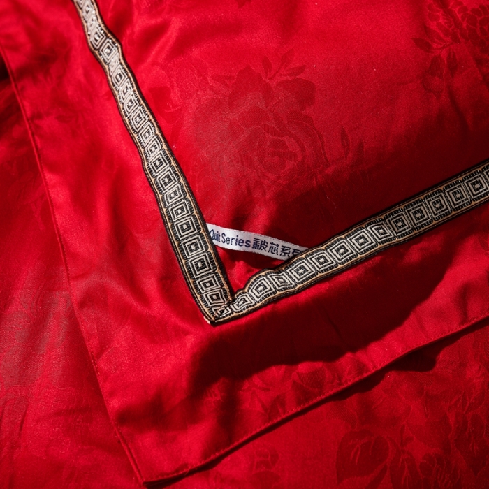 91家纺网 家纺一手货源 找家纺 （总）啊雅家居 2025新款60S全棉贡缎提花大豆羽丝绒被